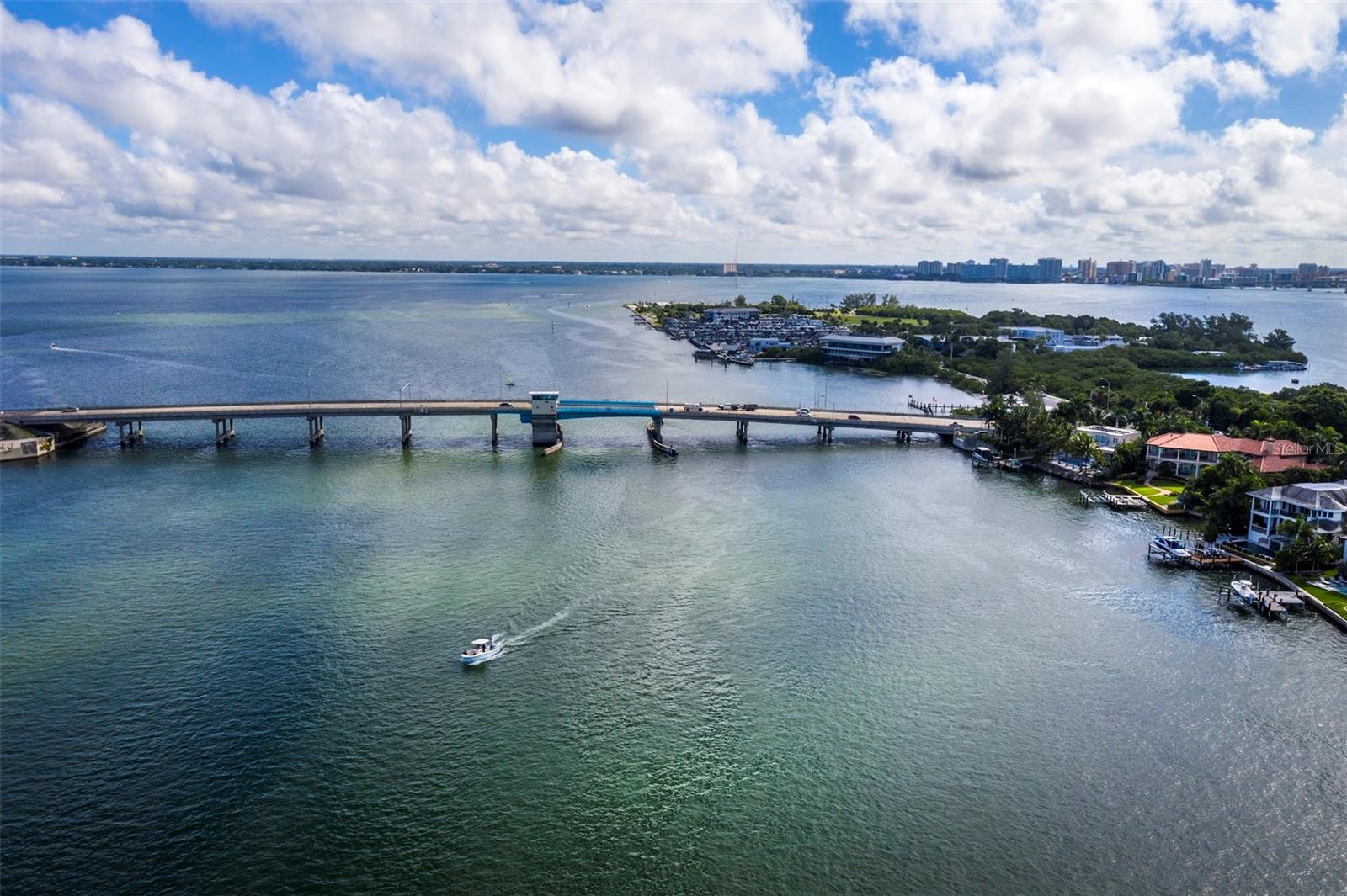 TANGERINE BAY CLUB - Residential