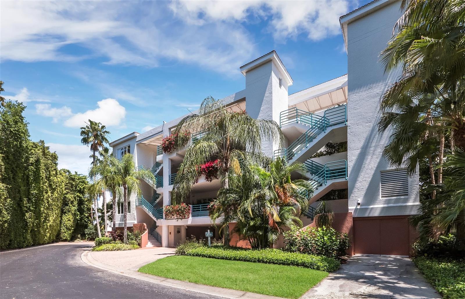 TANGERINE BAY CLUB - Residential