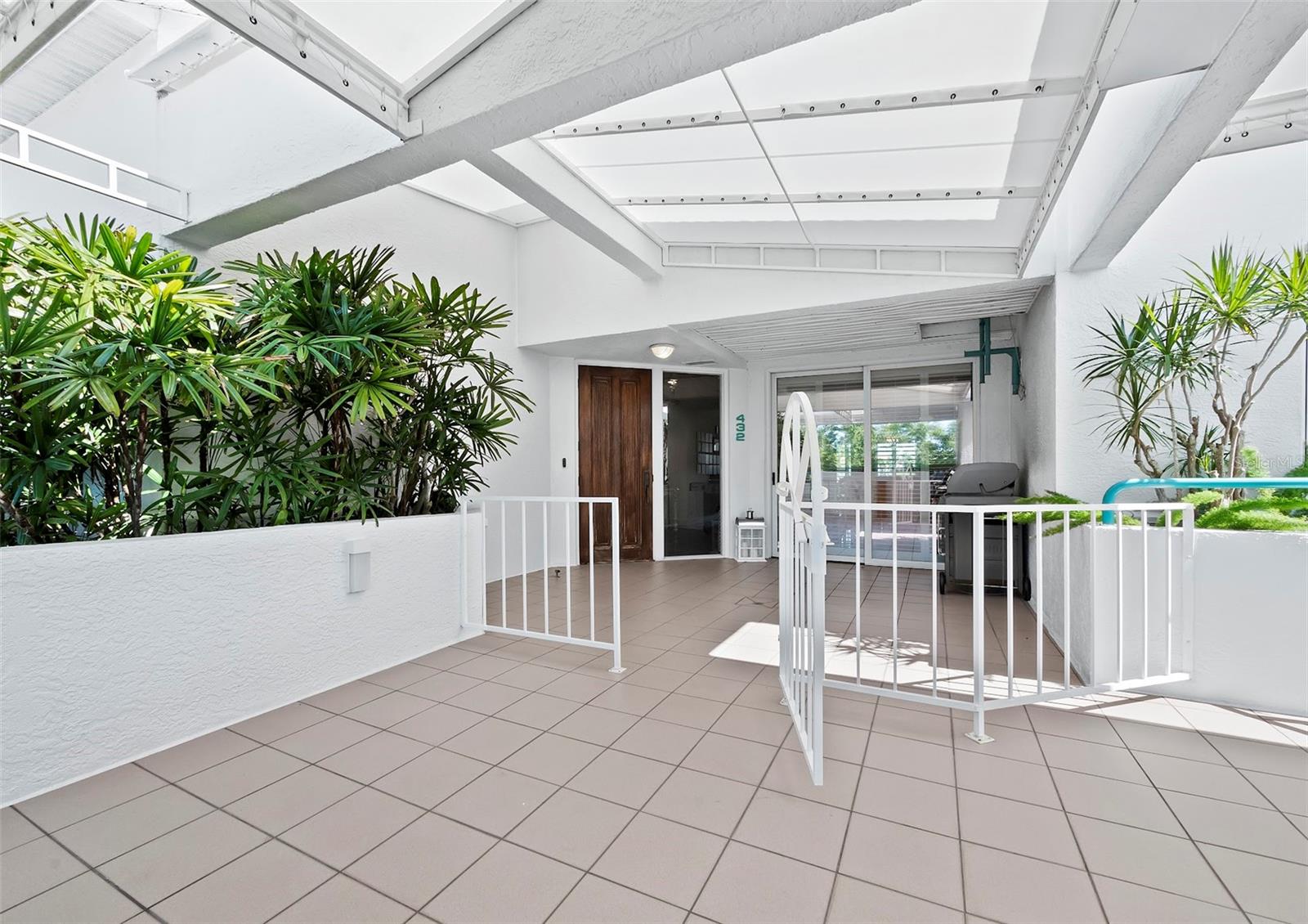 TANGERINE BAY CLUB - Residential