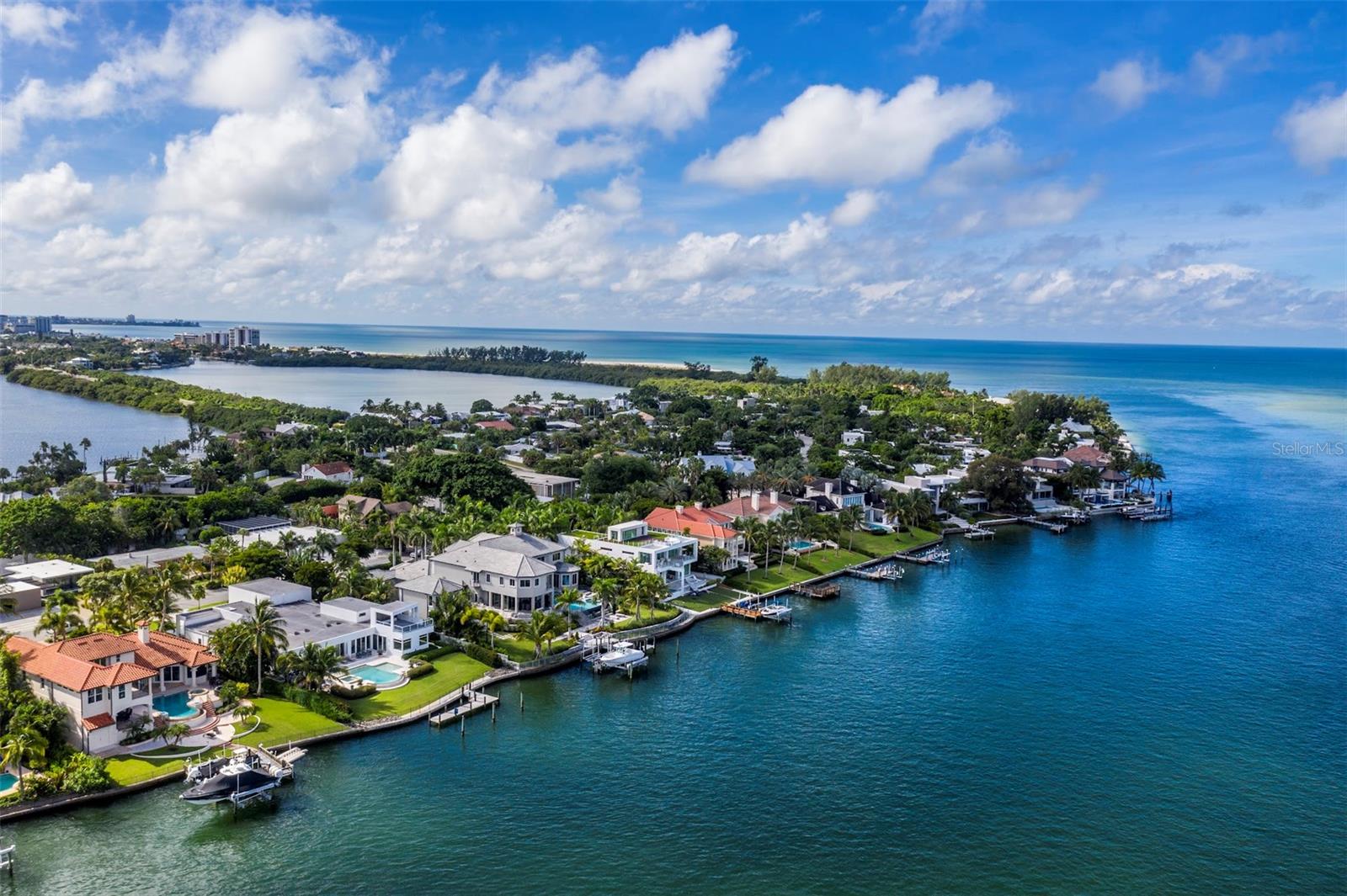 TANGERINE BAY CLUB - Residential