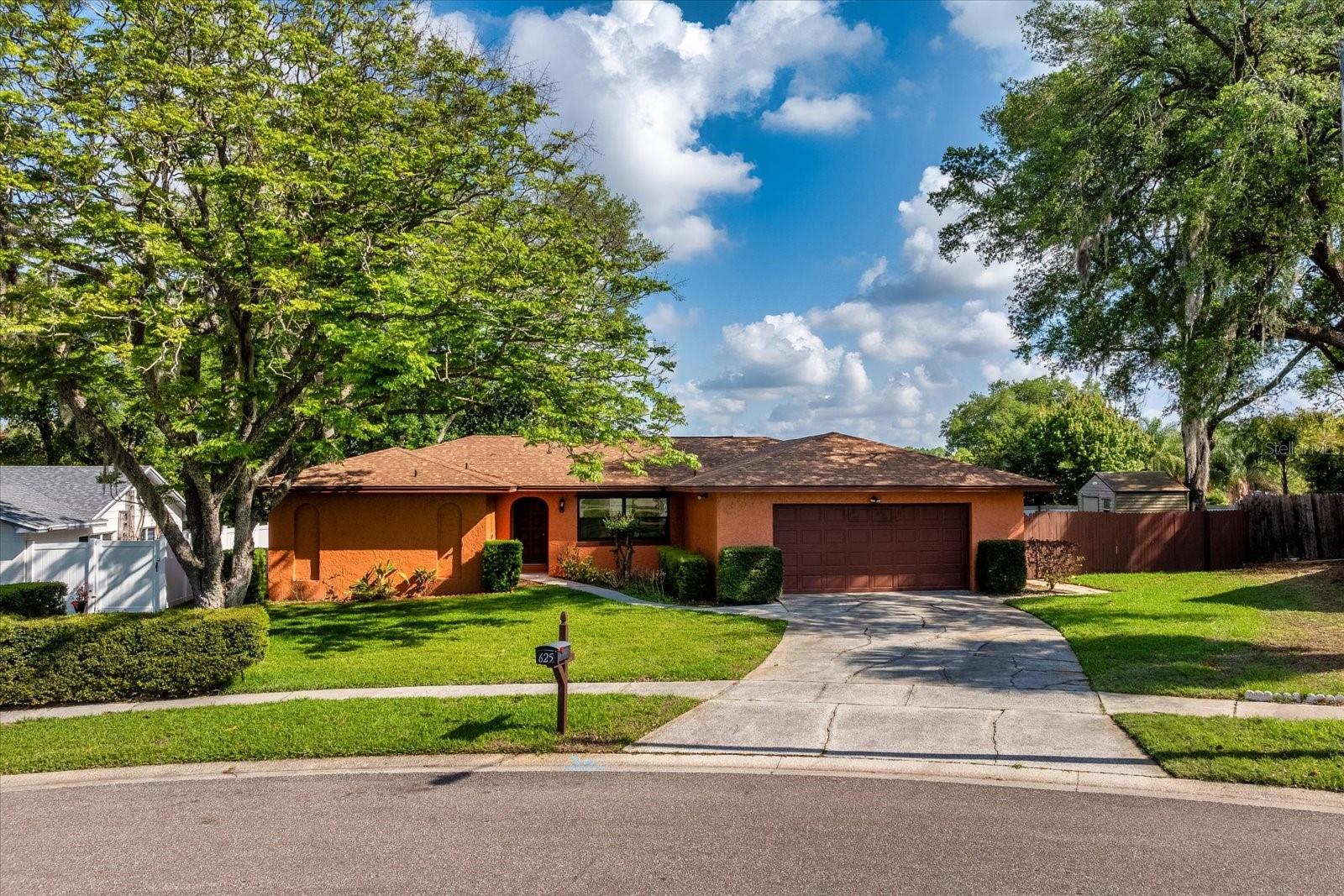 625 MOCKINGBIRD LANE