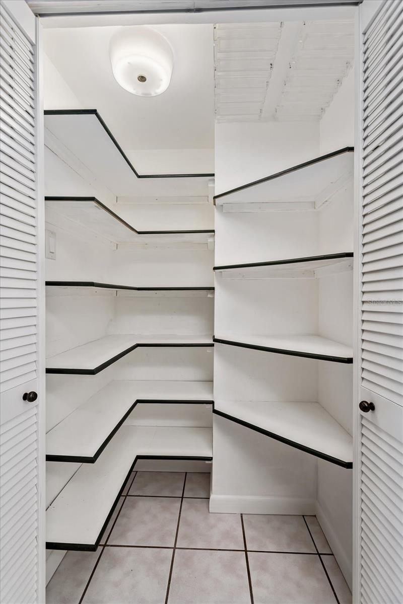 SPRING OAKS UNIT 4 - Residential