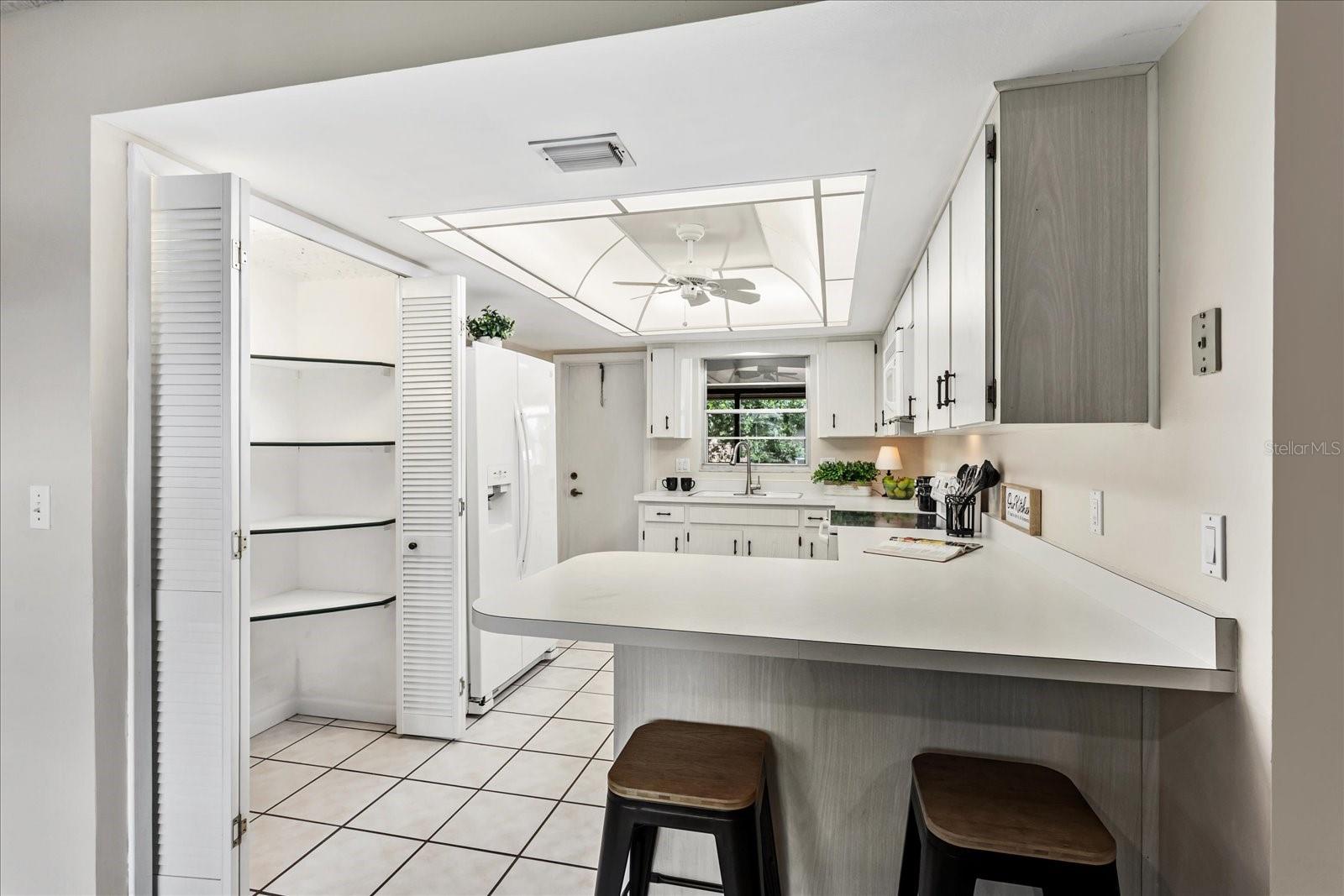 SPRING OAKS UNIT 4 - Residential