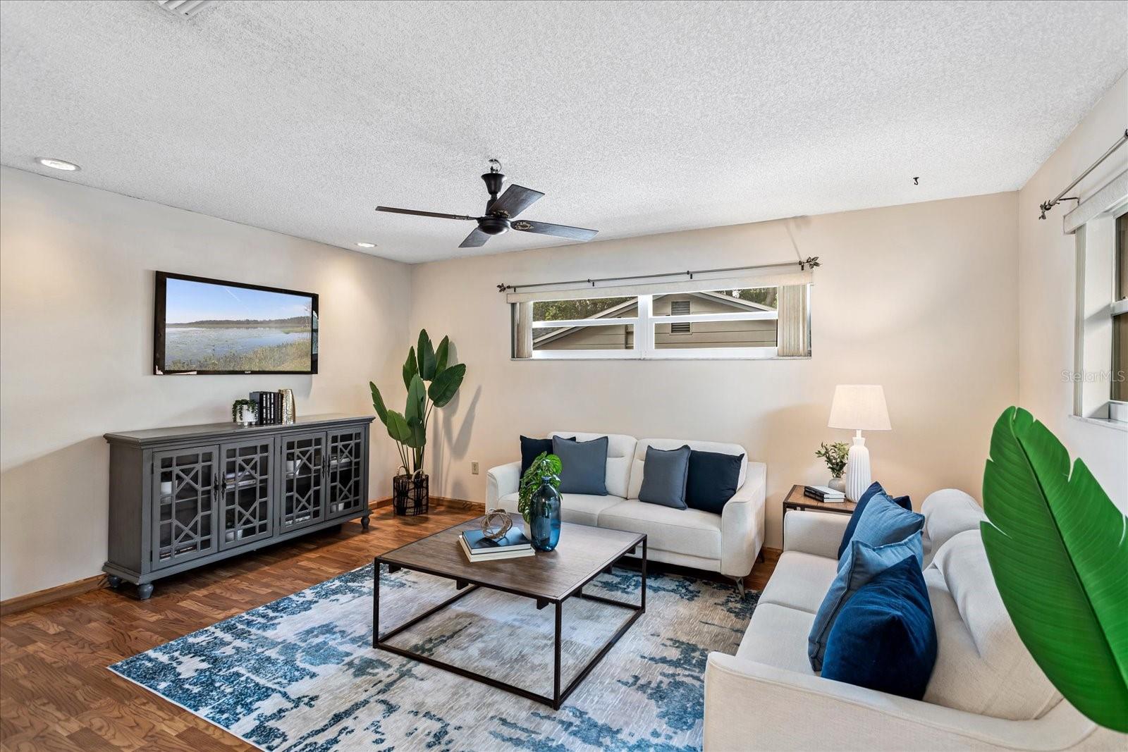 SPRING OAKS UNIT 4 - Residential