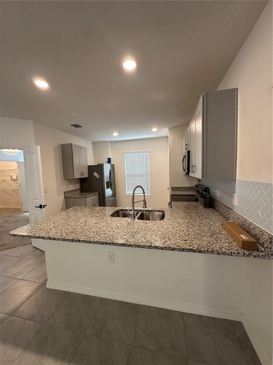 VICTORIA OAKS PH A - Residential