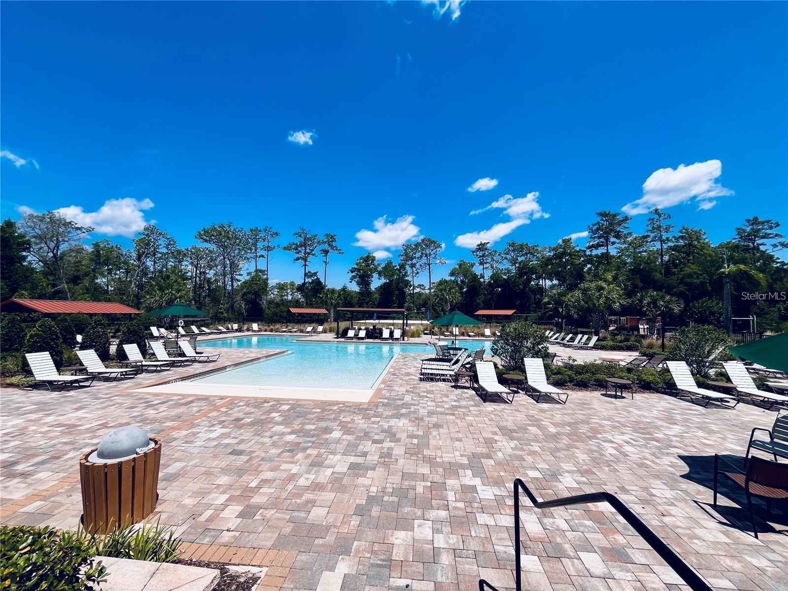 VICTORIA OAKS PH A - Residential