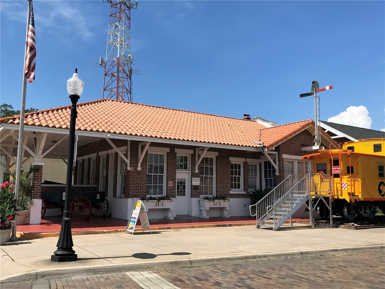FRIES WINTER GARDEN - Residential