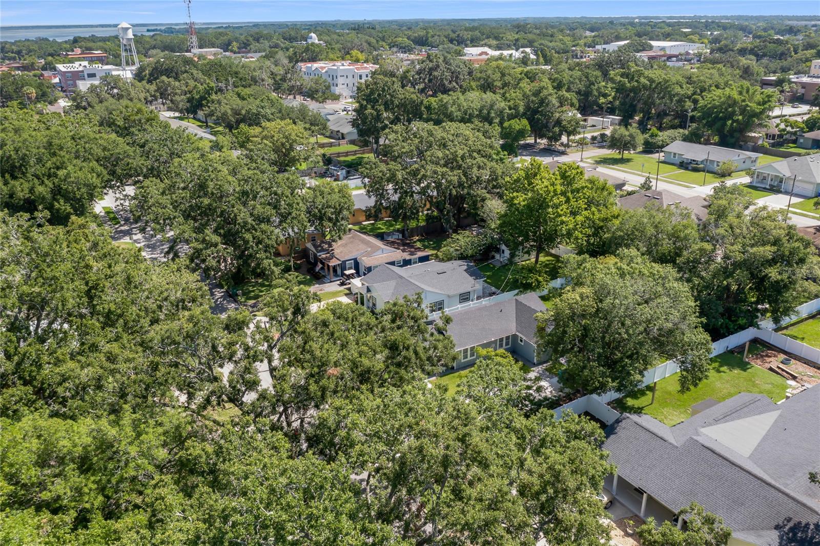 FRIES WINTER GARDEN - Residential