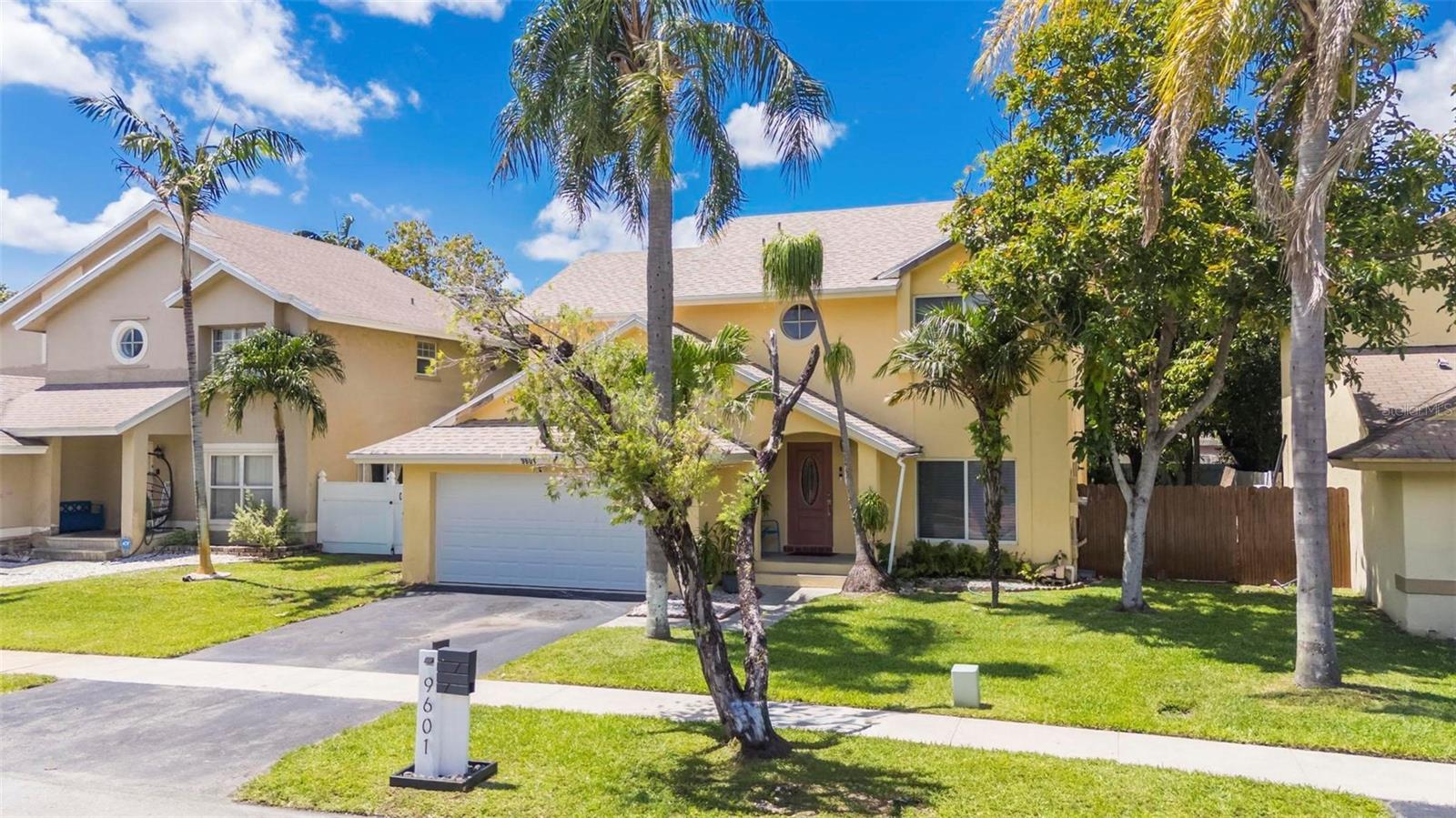 9601 SW 9TH COURT