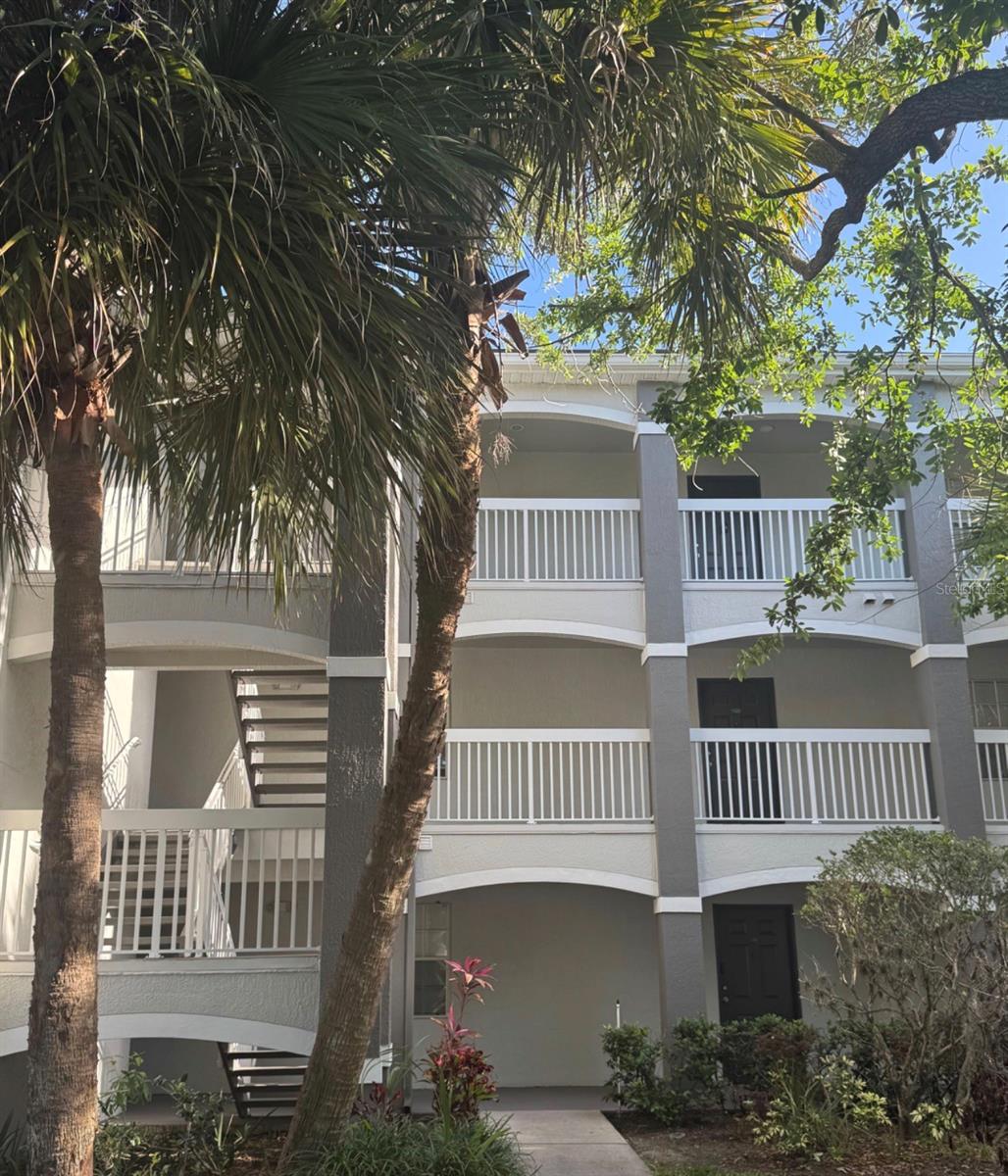 13953 FAIRWAY ISLAND DRIVE 633