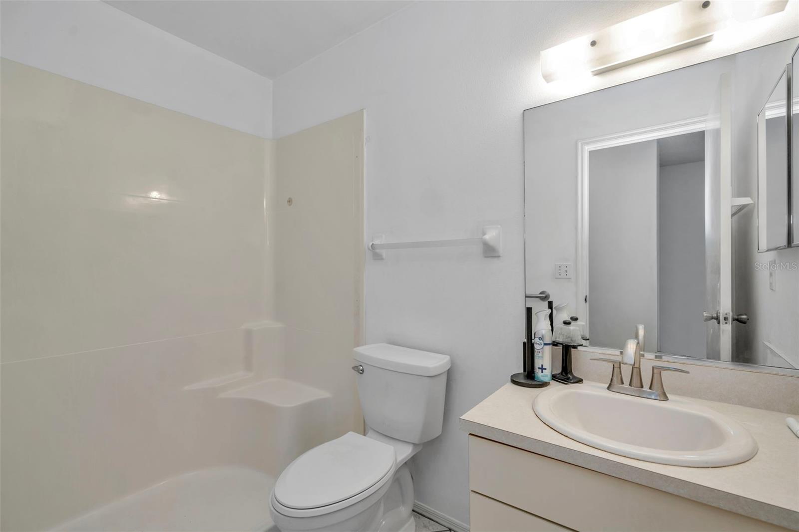 BAYOU ESTATES NORTH IIA & IIB - Residential