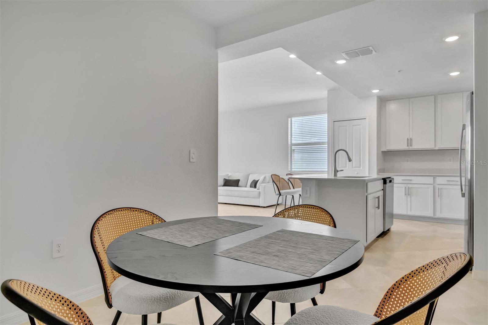 LAKEWOOD NATIONAL - Residential