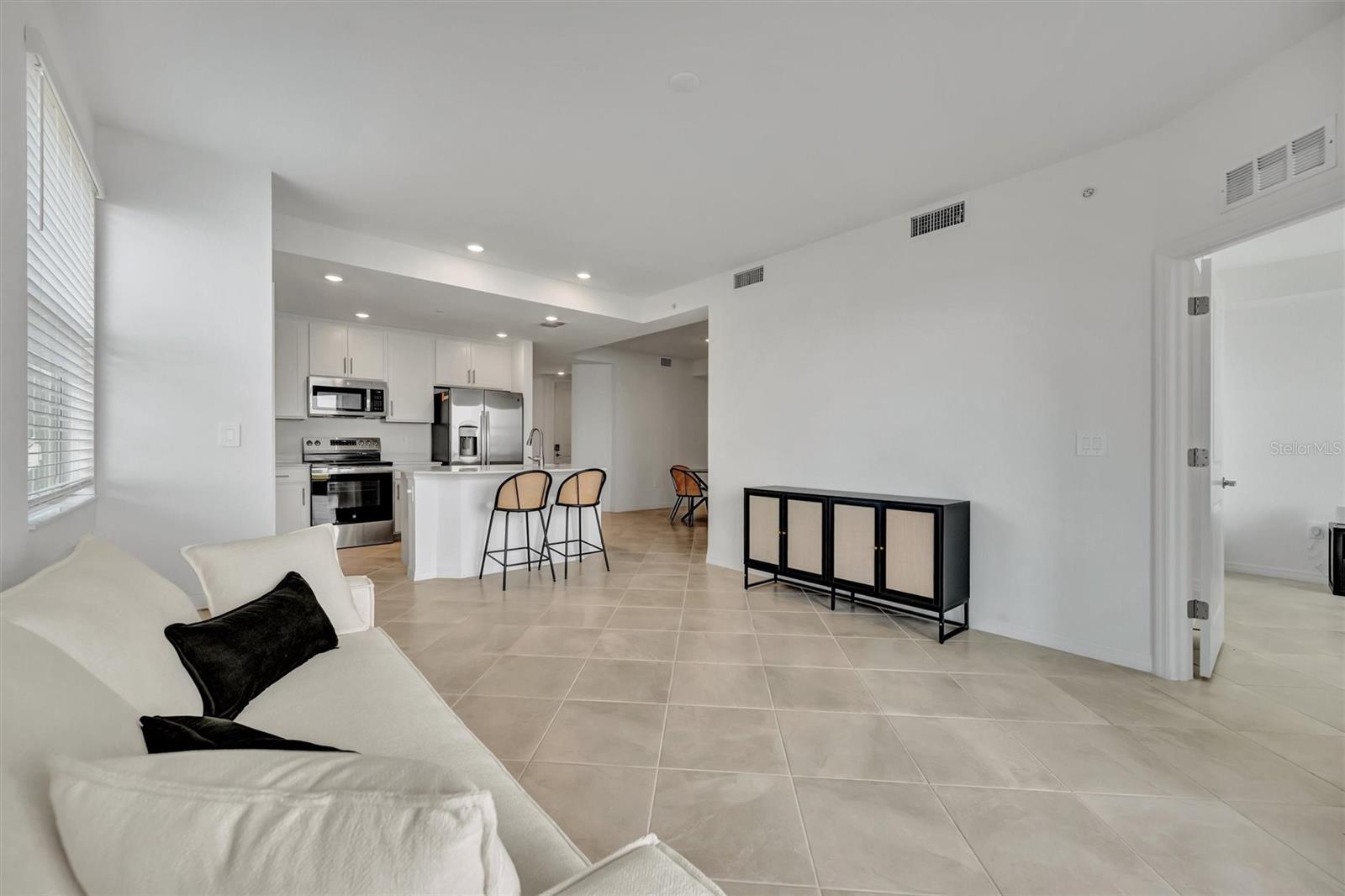 LAKEWOOD NATIONAL - Residential