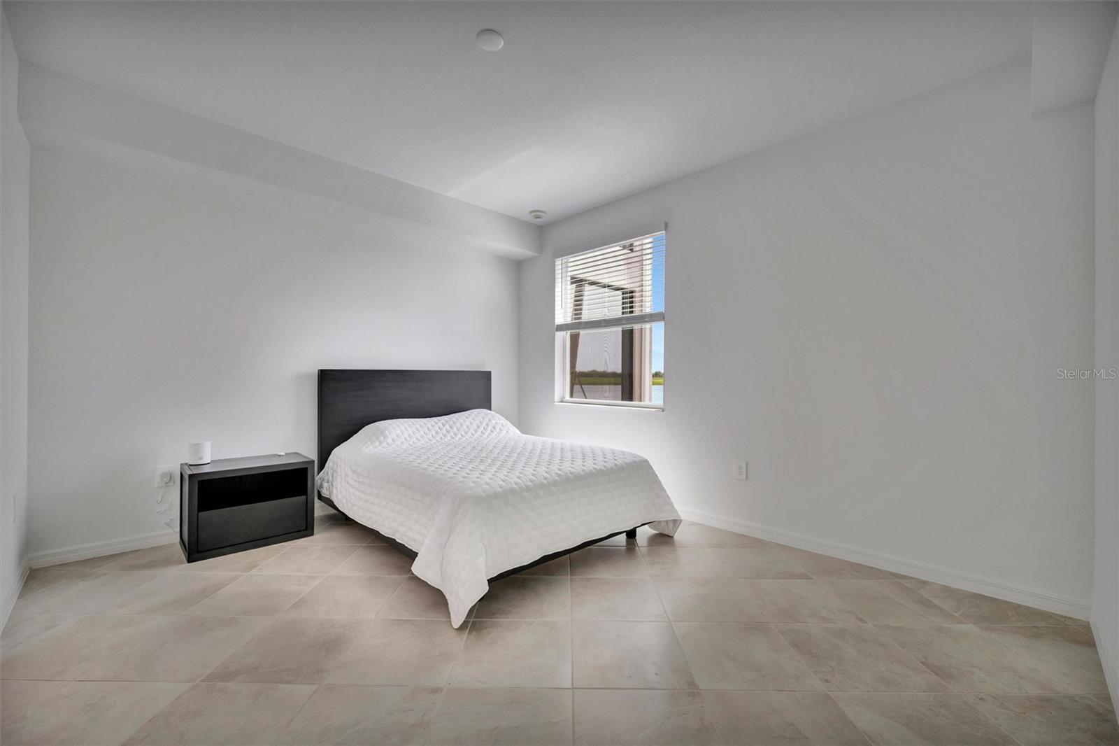 LAKEWOOD NATIONAL - Residential