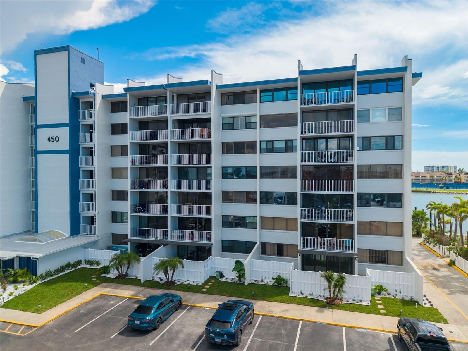 450 TREASURE ISLAND CAUSEWAY 201