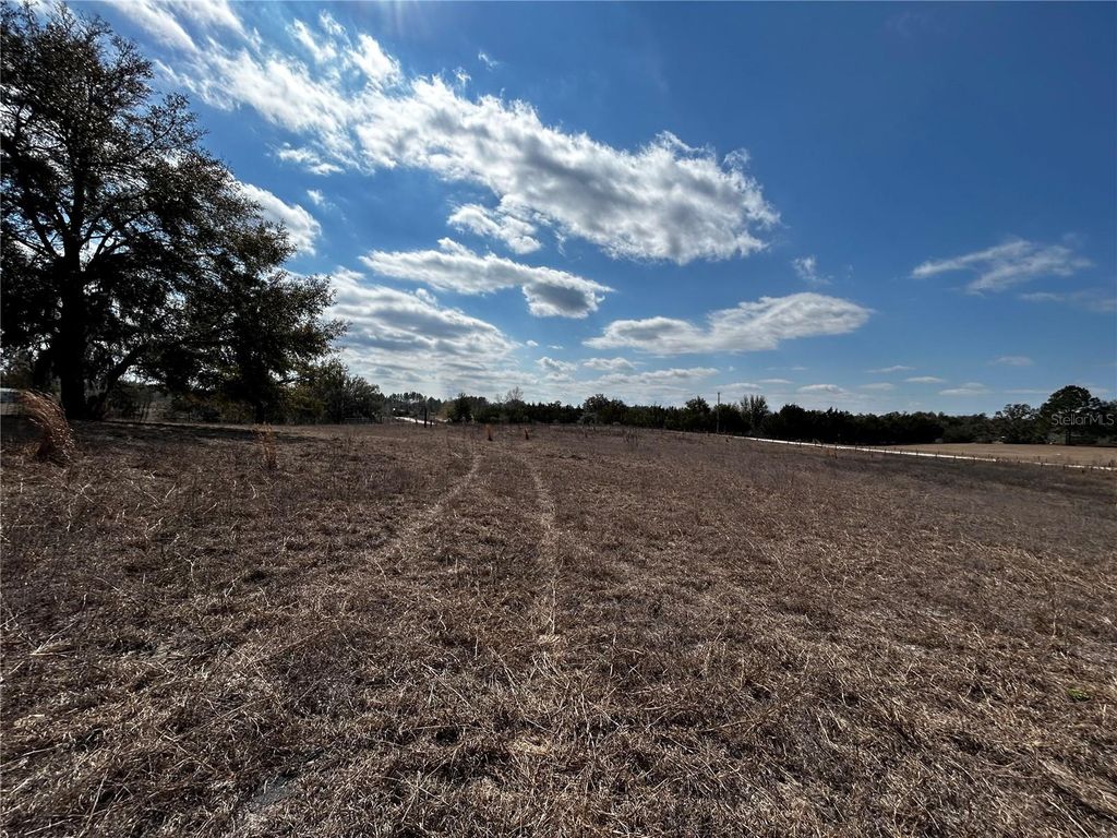 Photo of 5387 SE 36th Street, Trenton, FL 32693 (MLS # GC537544)