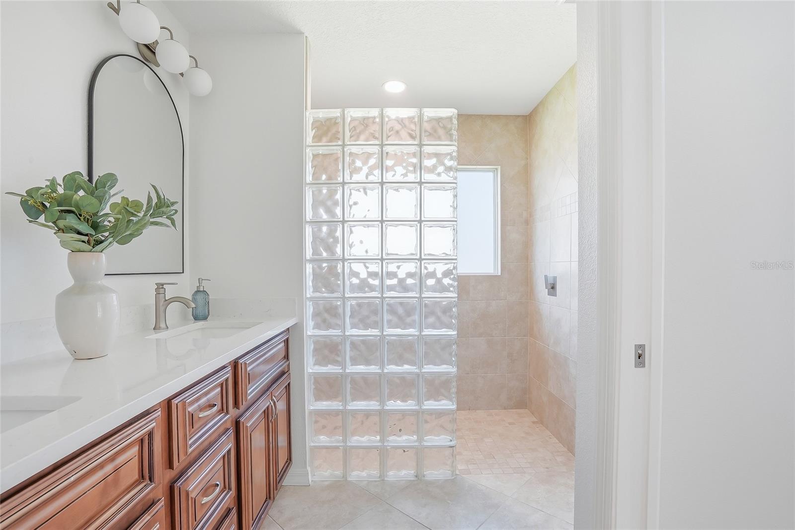 RIVER LANDINGS BLUFFS PH I - Residential