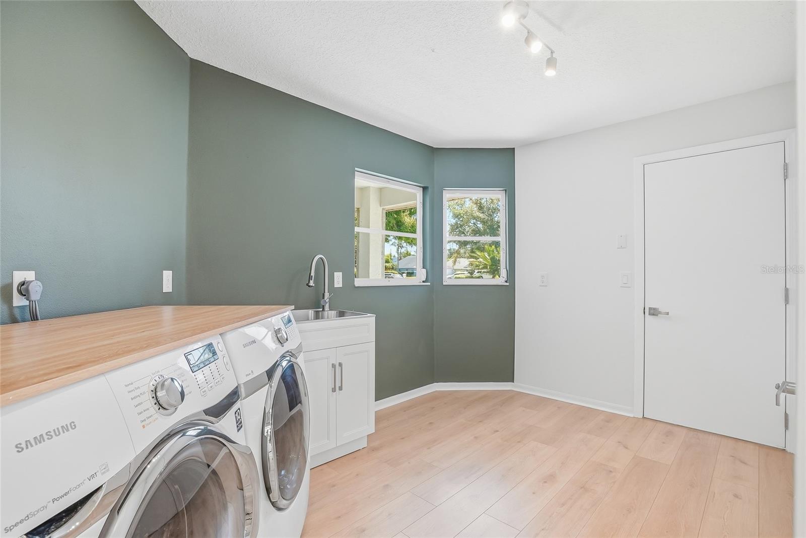 RIVER LANDINGS BLUFFS PH I - Residential