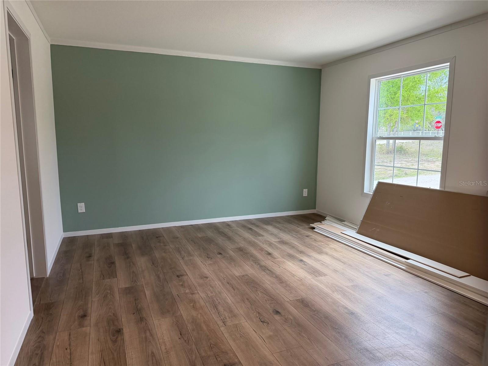 UNIVERSITY OAKS - Residential