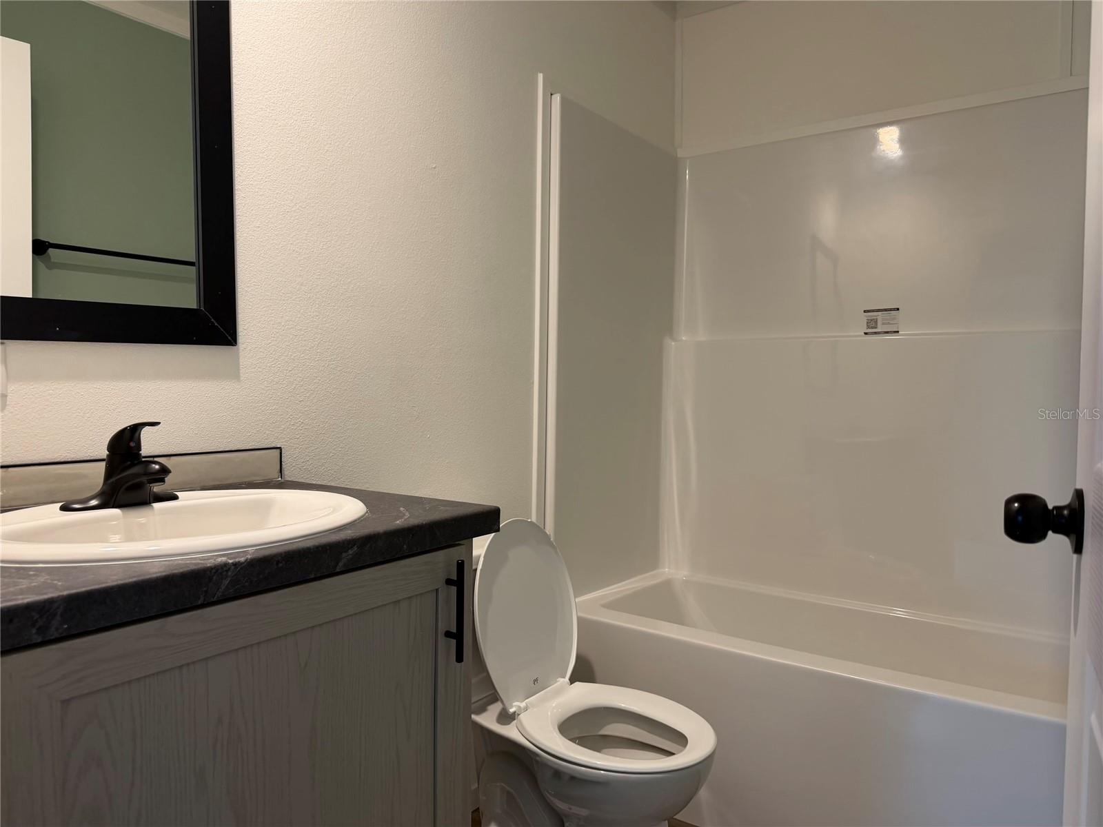 UNIVERSITY OAKS - Residential