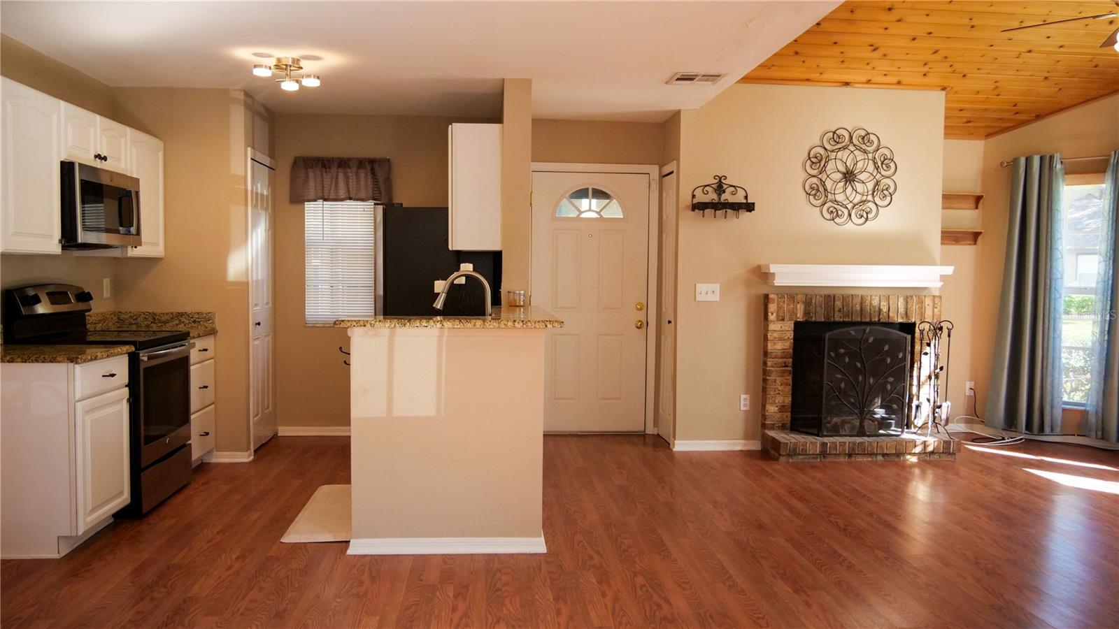 HIDDEN VILLAGE CONDO - Residential