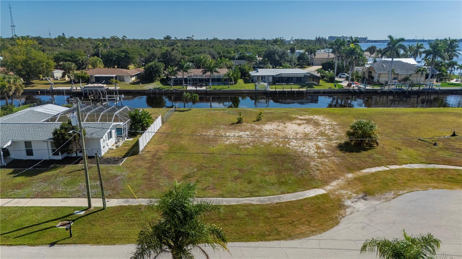 PORT CHARLOTTE SEC 036 - Land