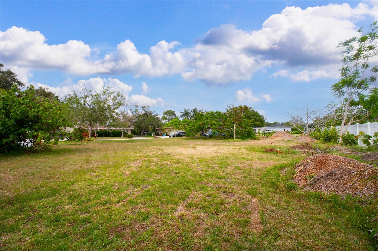 PINELAND AVENUE