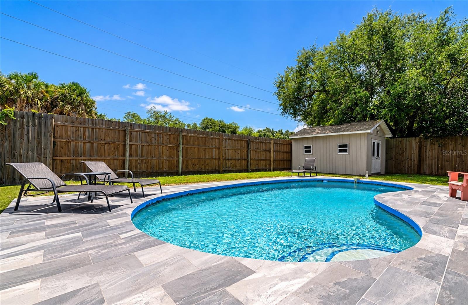 2861 INDIANWOOD DRIVE