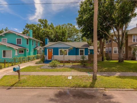 Photo of 636 37th Avenue S, St Petersburg, FL 33705 (MLS # TB8494865)