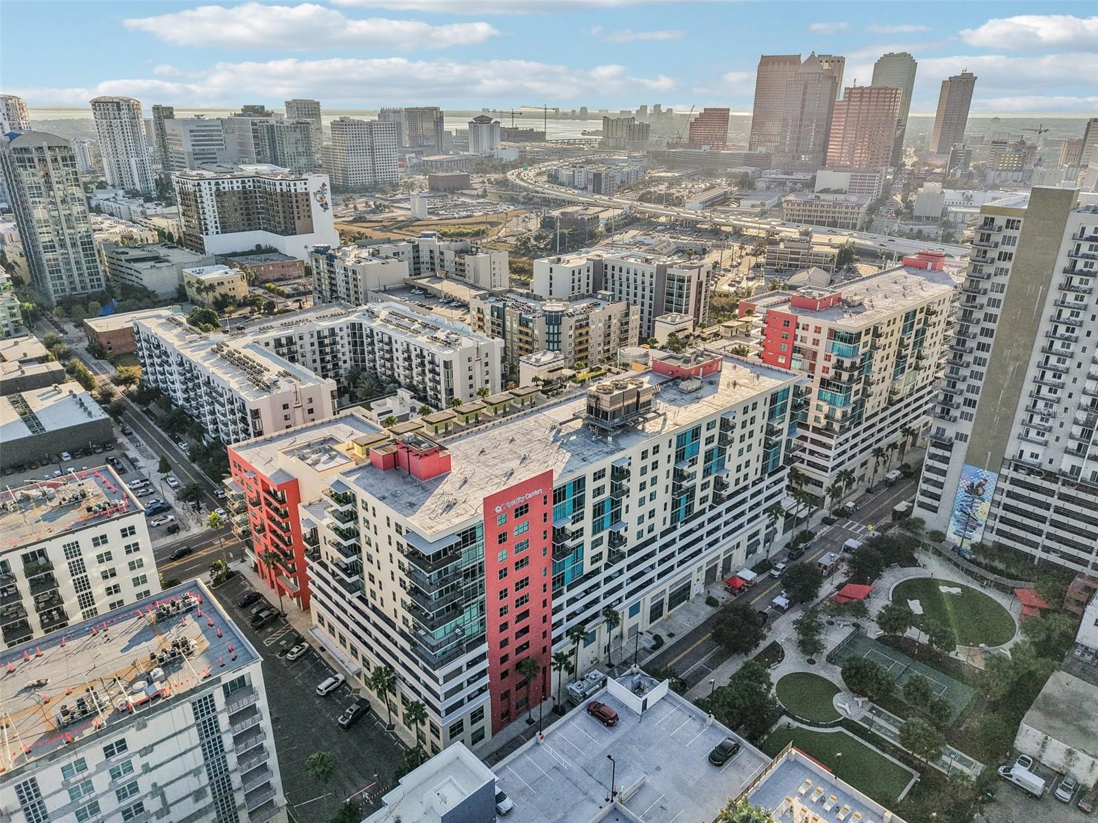 GRAND CENTRAL AT KENNEDY RESID - Residential Lease