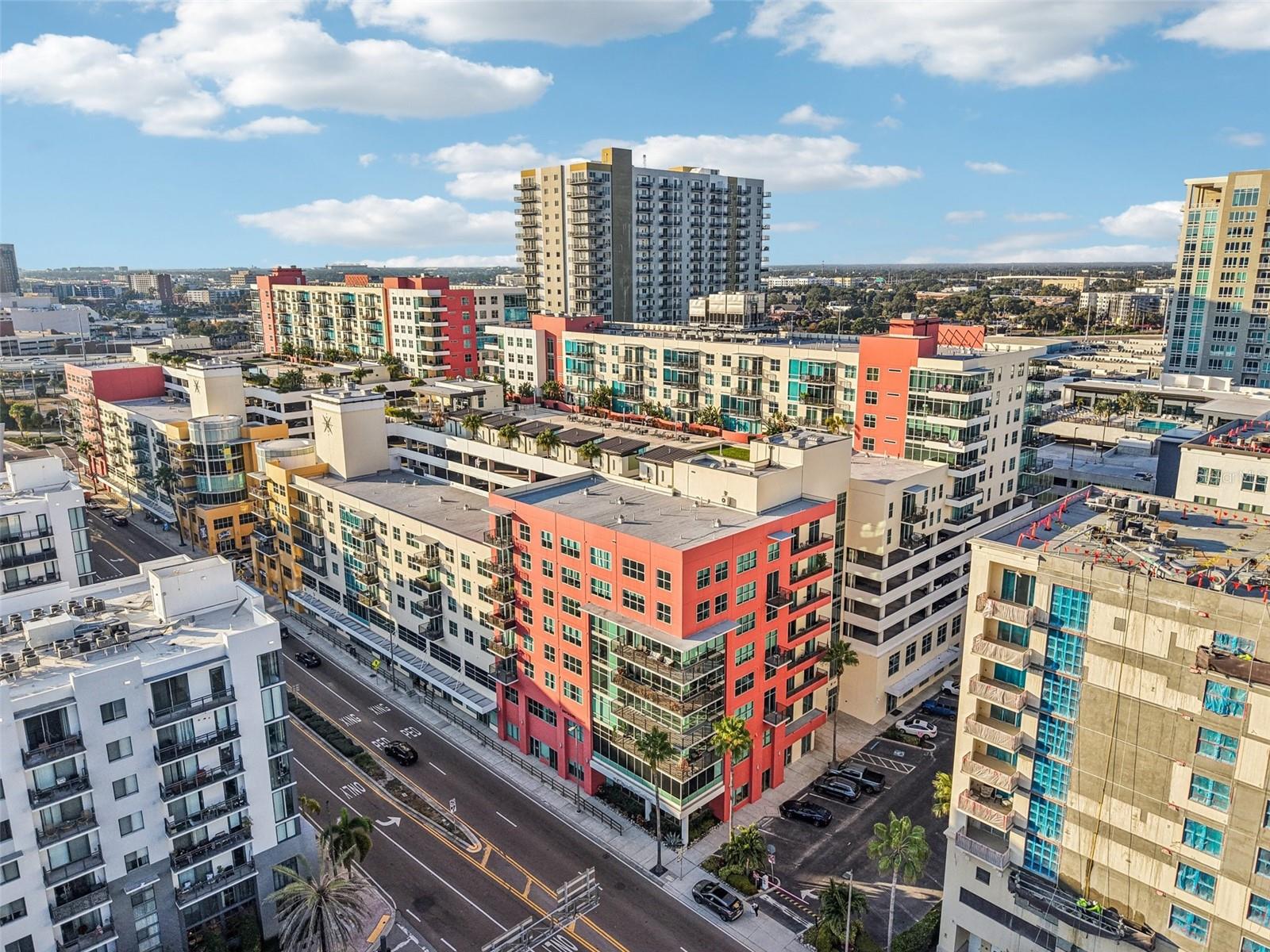 GRAND CENTRAL AT KENNEDY RESID - Residential Lease