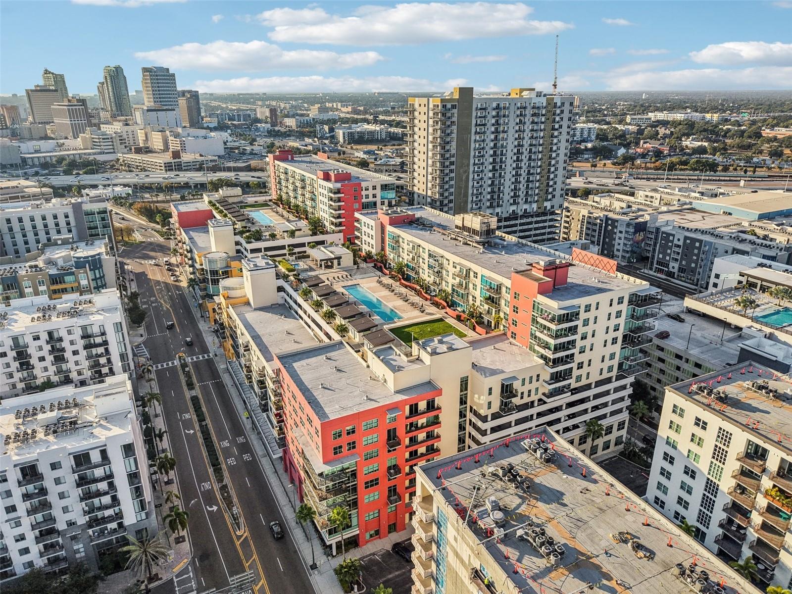 GRAND CENTRAL AT KENNEDY RESID - Residential Lease