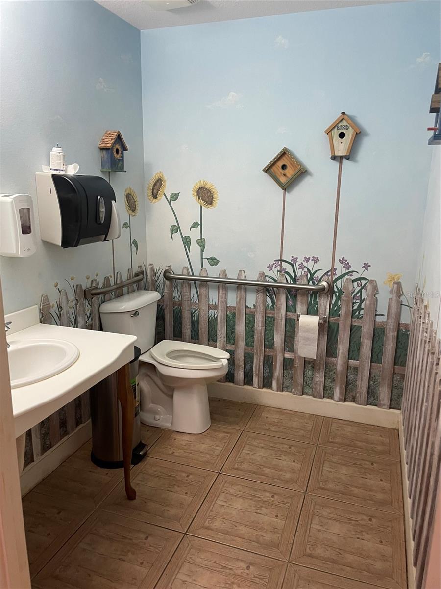 CHPP 02 CONDO - Commercial Lease