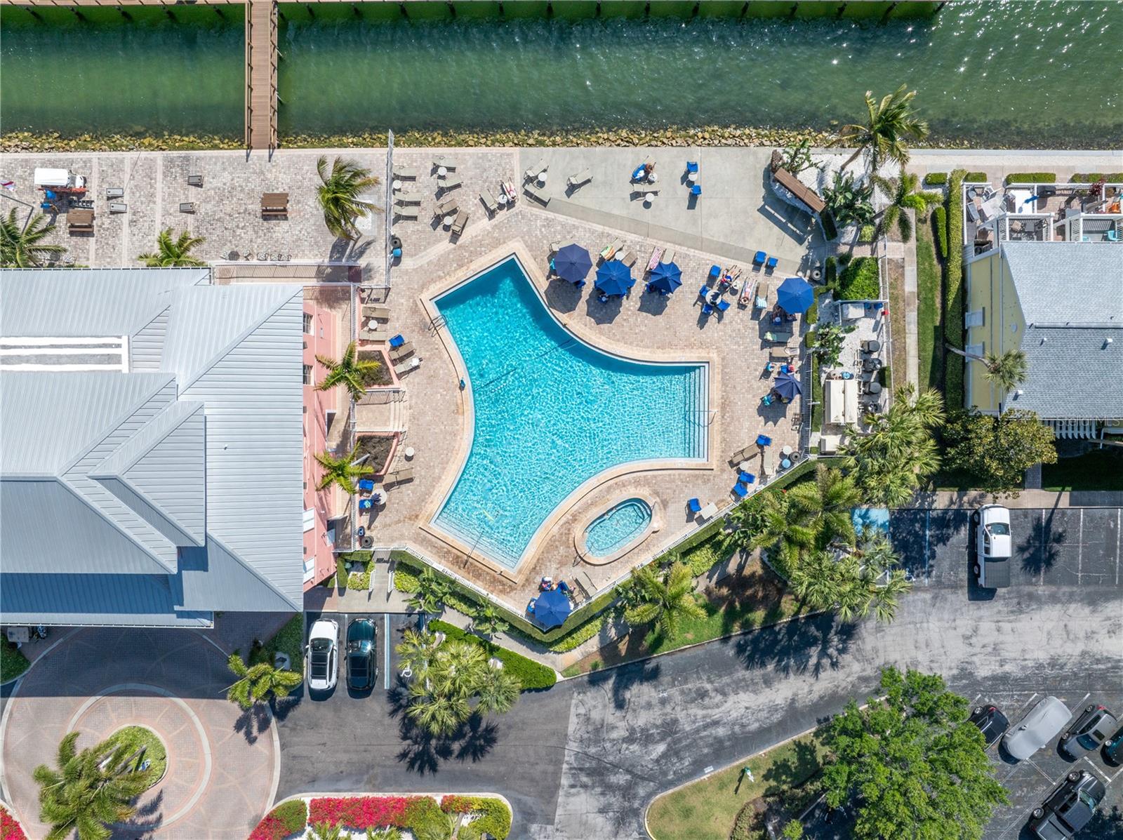 WATERSIDE AT COQUINA KEY SOUTH - Residential