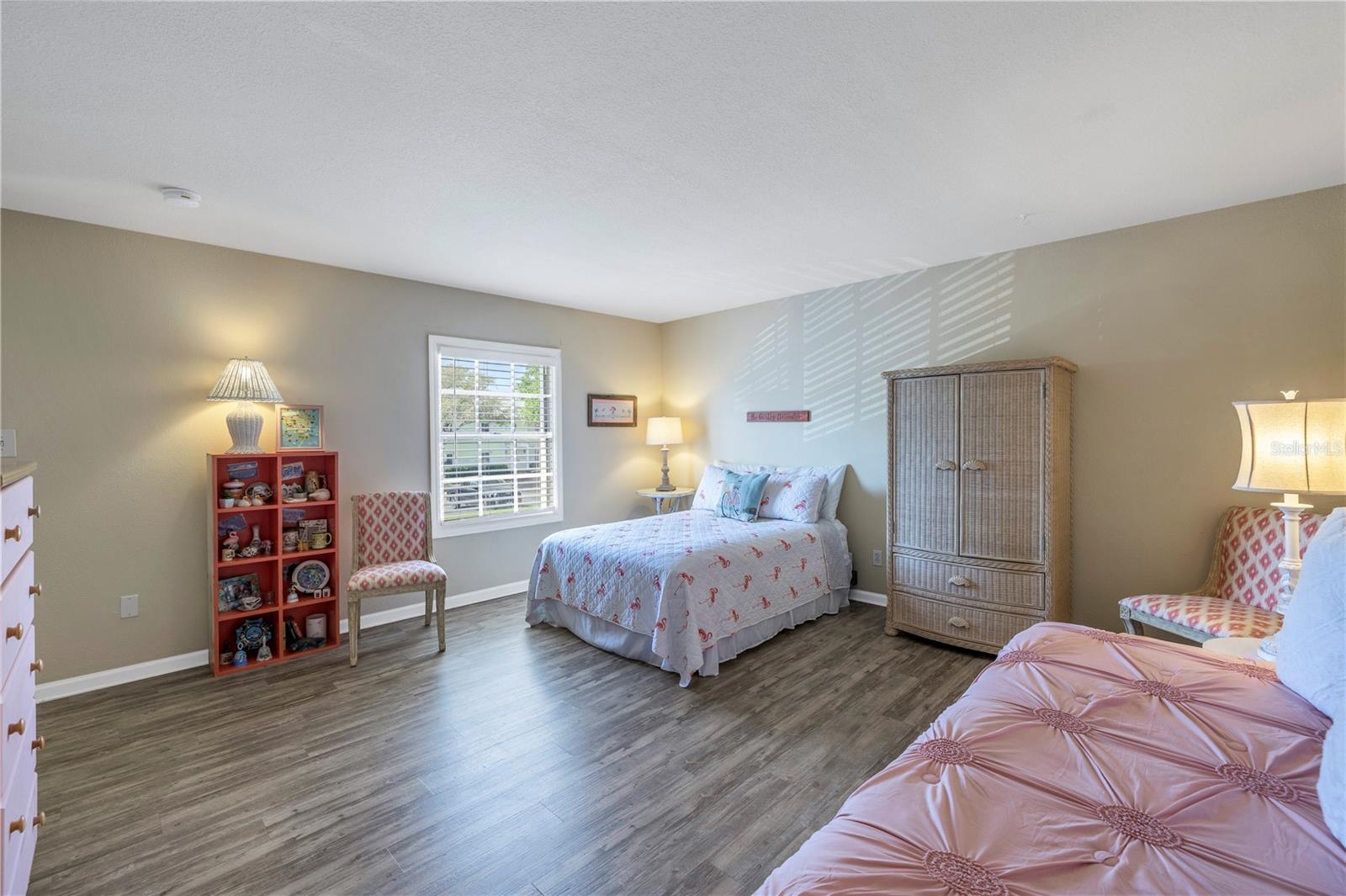 WATERSIDE AT COQUINA KEY SOUTH - Residential