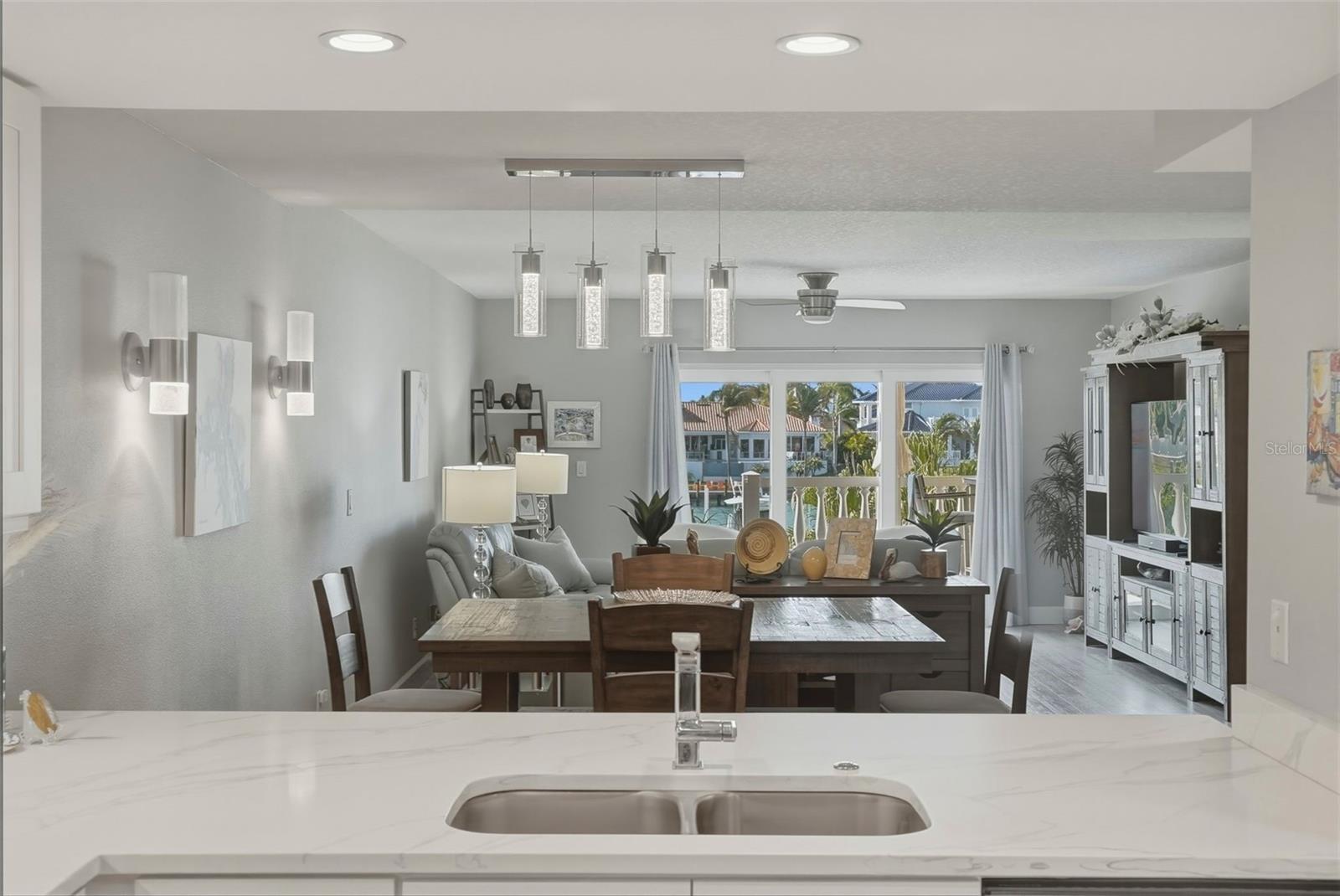 HARBOR WATCH ON TIERRA VERDE - Residential