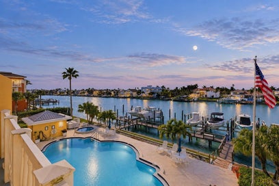 544 PINELLAS BAYWAY S TH13 TIERRA VERDE FL 33715