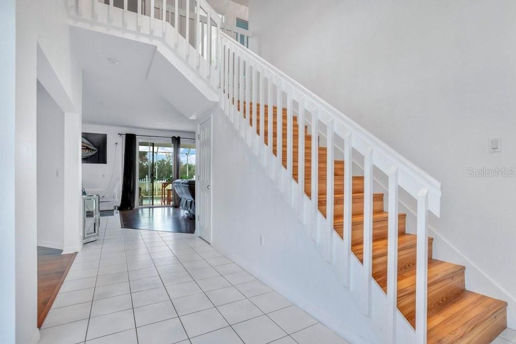 Photo of 219 Strathmore Circle, Kissimmee, FL 34744 (MLS # O6379060)