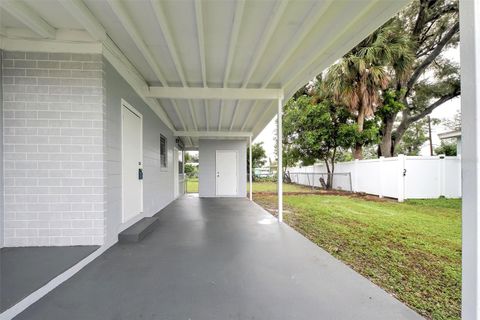 A home in PORT CHARLOTTE