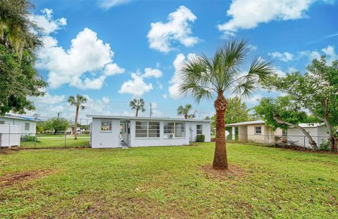 A home in PORT CHARLOTTE