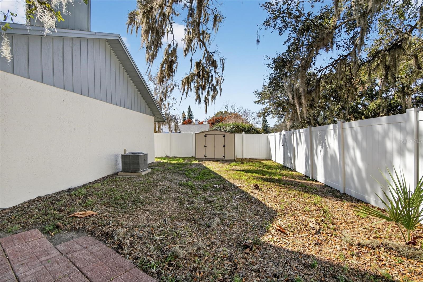 BLOOMINGDALE OAKS - Residential