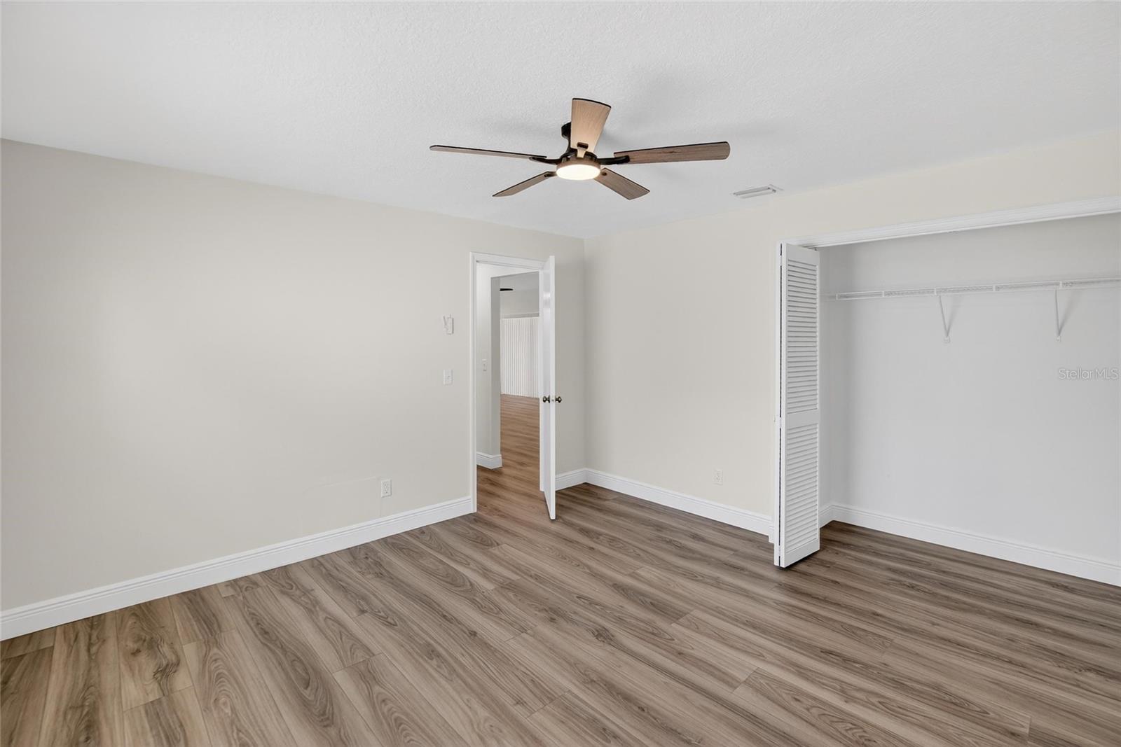 BLOOMINGDALE OAKS - Residential