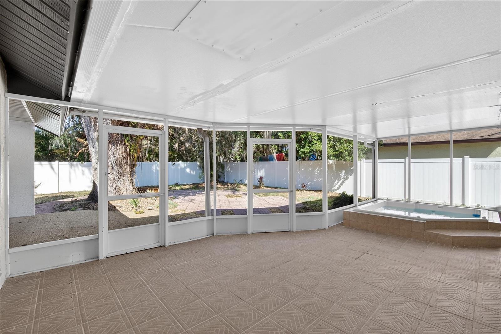 BLOOMINGDALE OAKS - Residential