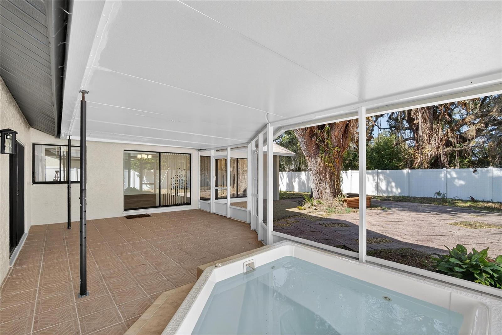 BLOOMINGDALE OAKS - Residential