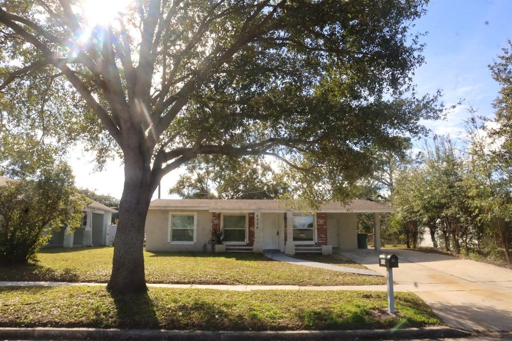 Photo of 4354 Kirkland Boulevard, Orlando, FL 32811 (MLS # O6370824)