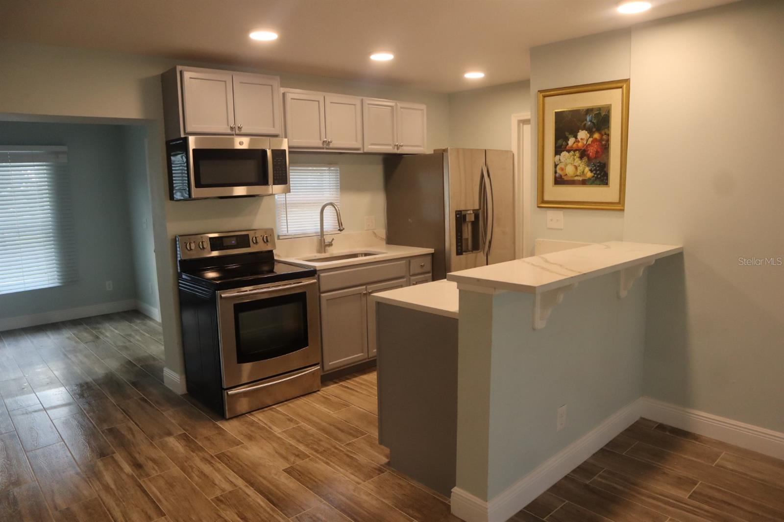 RICHMOND HEIGHTS - Residential