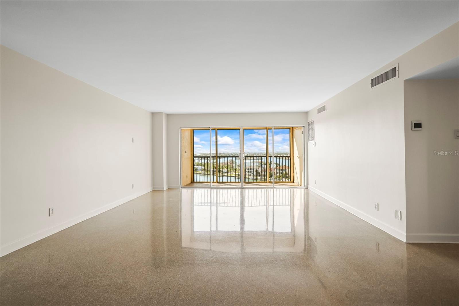 10355 PARADISE BOULEVARD 1003