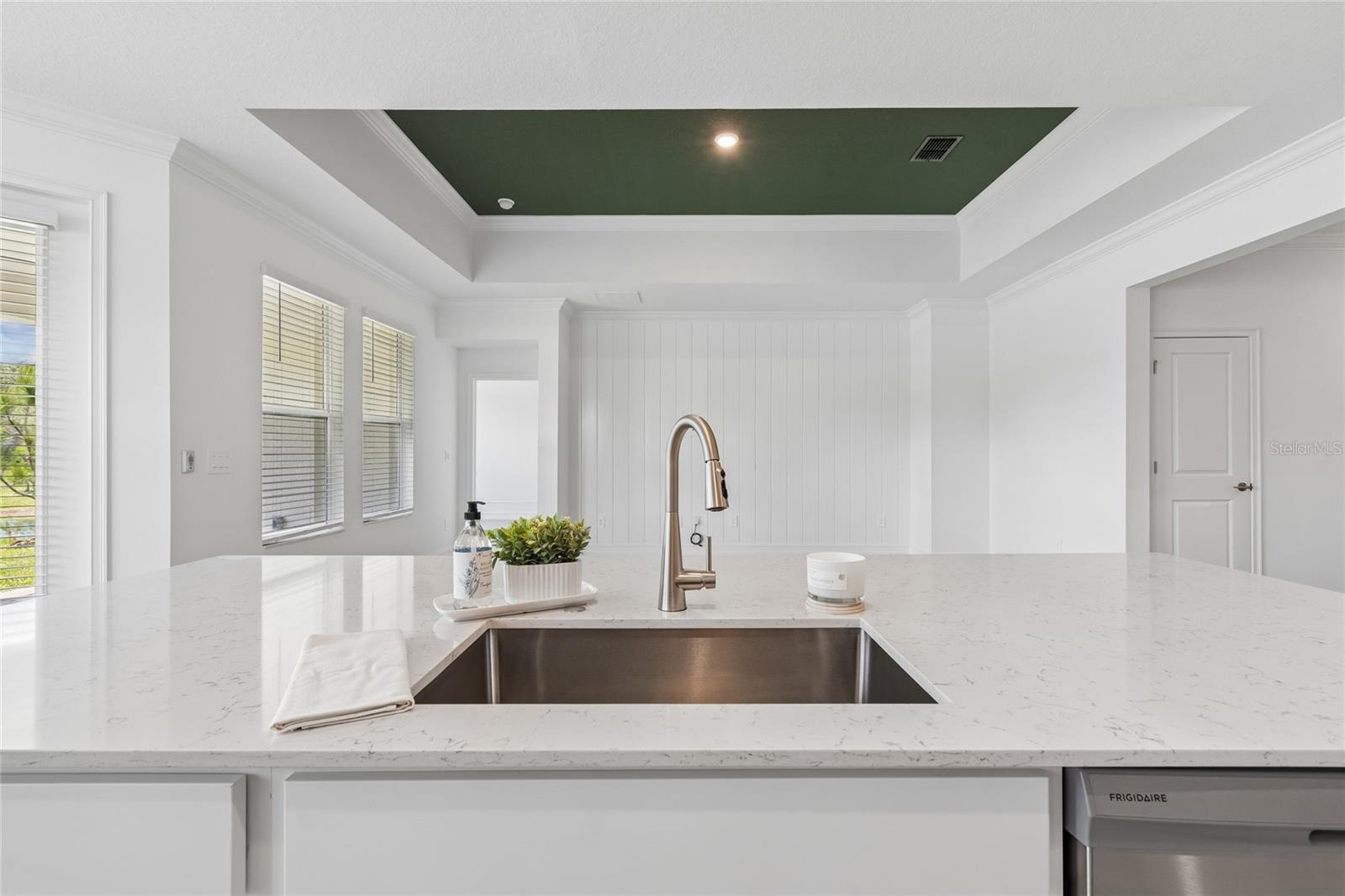 PEARL ESTATES - Residential
