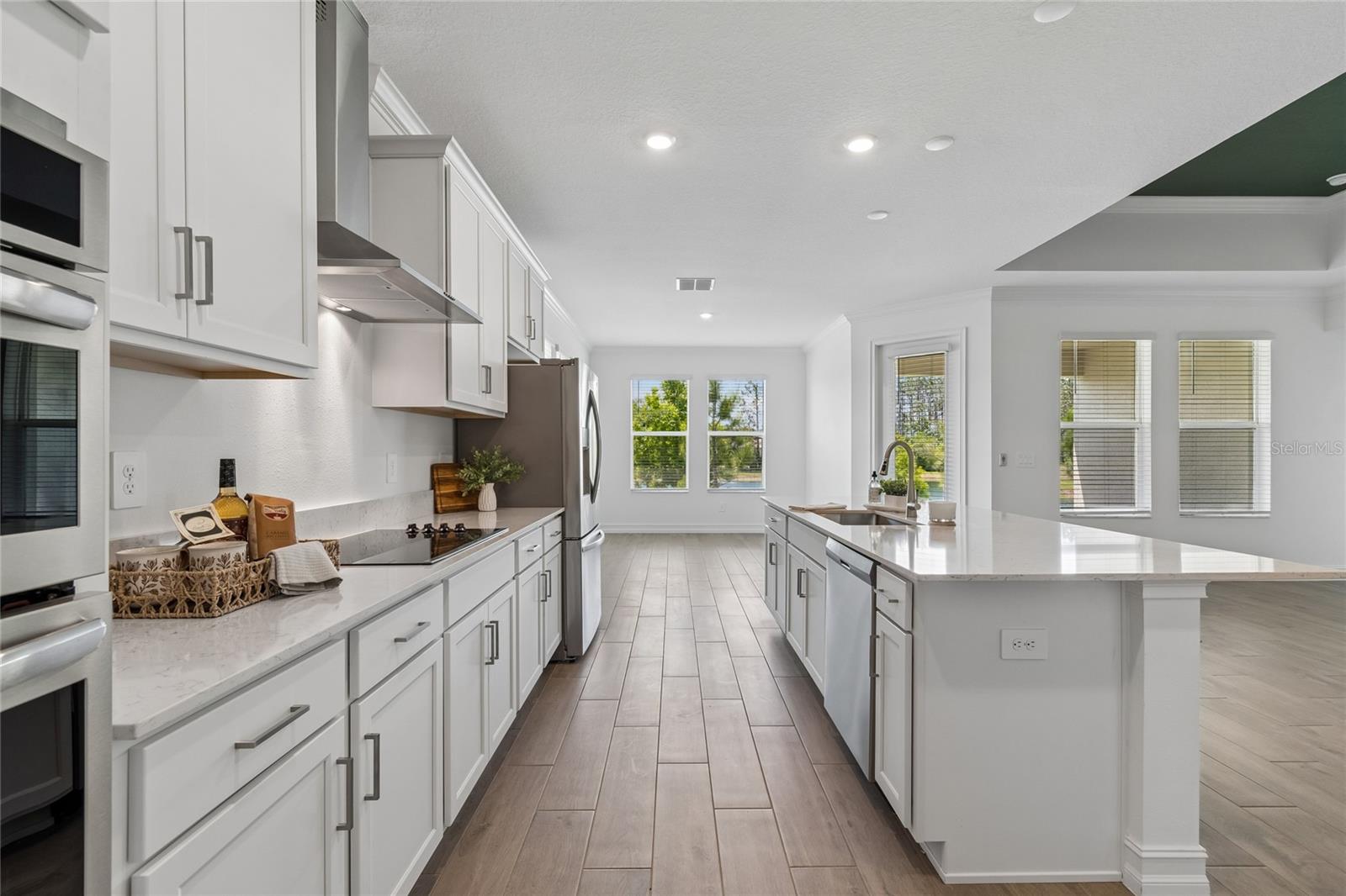 PEARL ESTATES - Residential