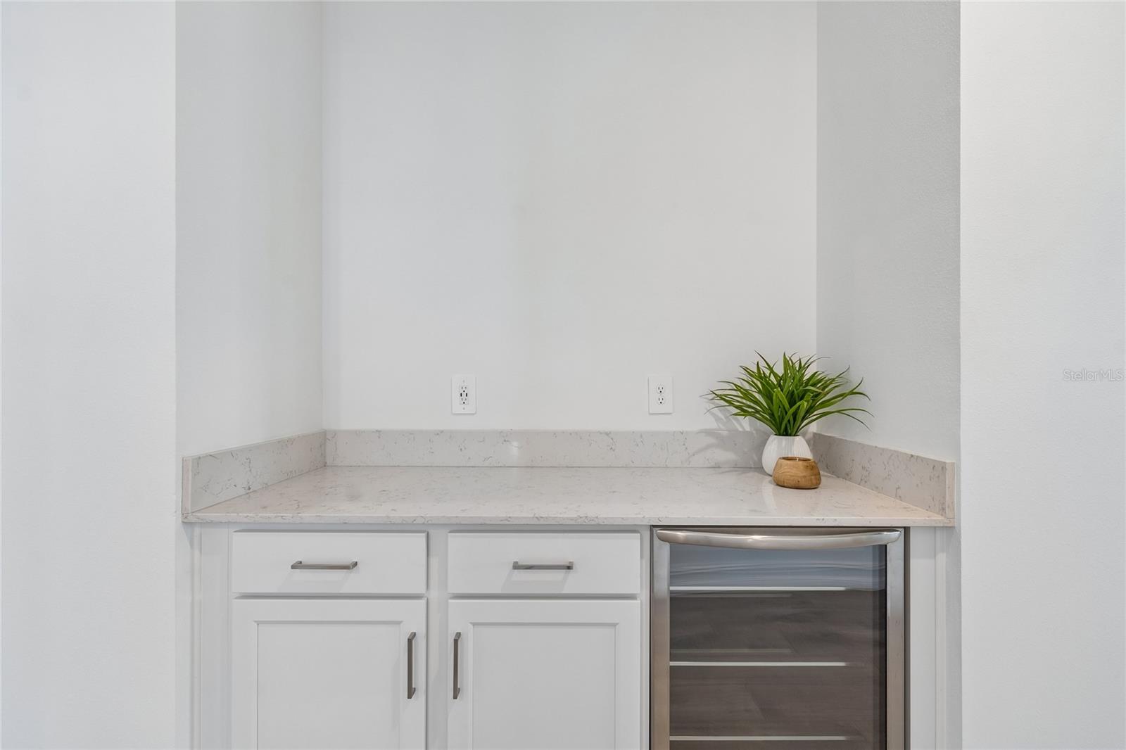 PEARL ESTATES - Residential